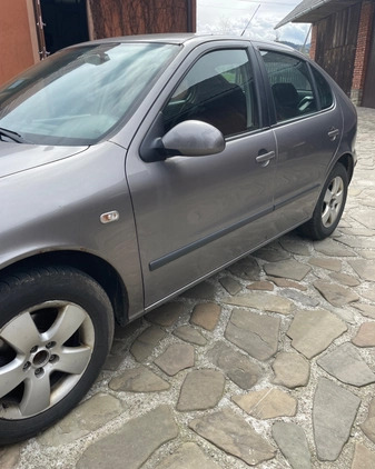 Seat Leon cena 6200 przebieg: 521000, rok produkcji 2004 z Węgliniec małe 137